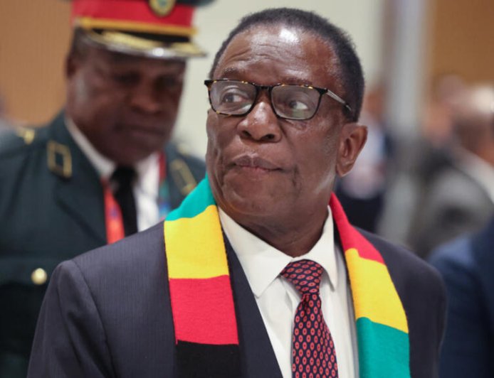 Zimbabwe Senate approves bill to extend presidential term