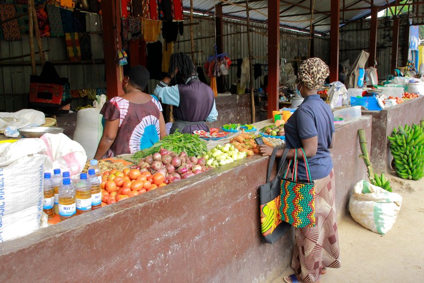 Local Product Prices Rise 15.8% as Rwanda Inflation Hits 14.5%