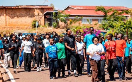 Government teams up with social media stars to fight drugs, alcohol and idleness