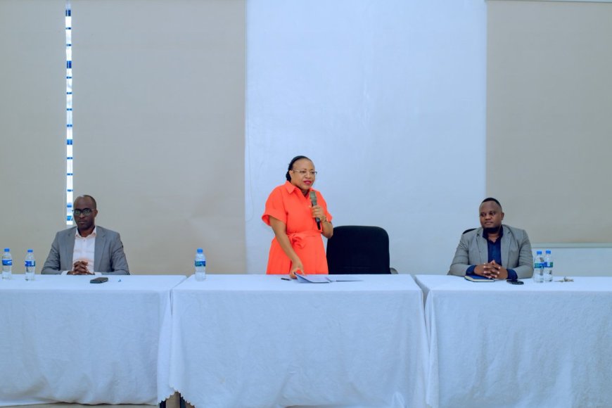 Zimbabwe ambassador meets Zimbabwean teachers serving in Nyagatare